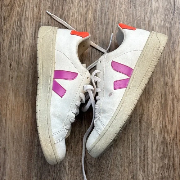 Veja Women's White Sneakers with Pink and Orange Accents - Picture 9 of 9